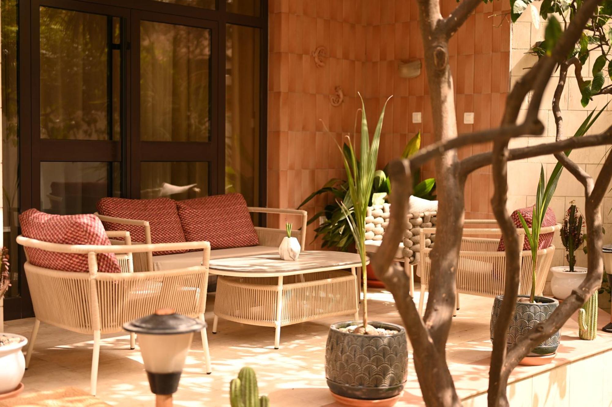Niche Boutique Hotel Tirana Exterior foto