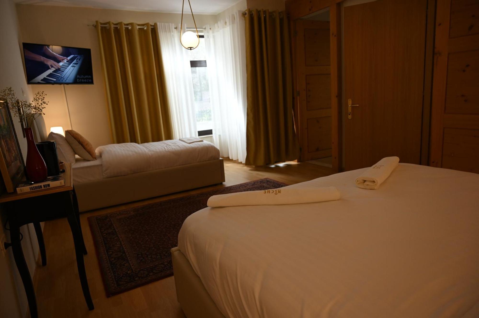 Niche Boutique Hotel Tirana Exterior foto